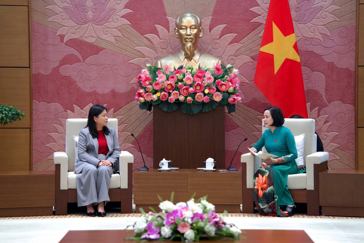 Vietnam strengthens parliamentary and youth cooperation with Australia